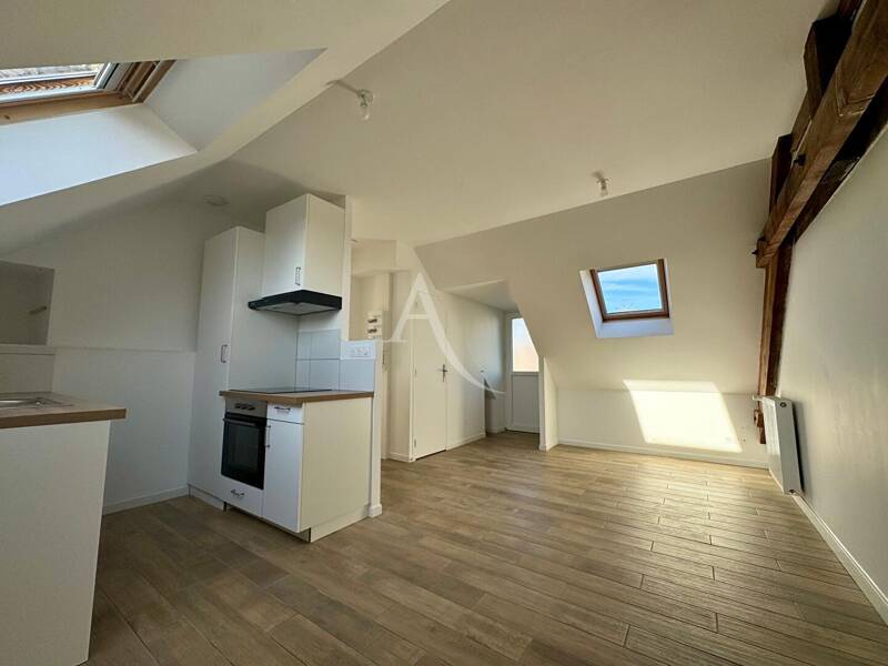 Maison à louer, 30m², EVRON