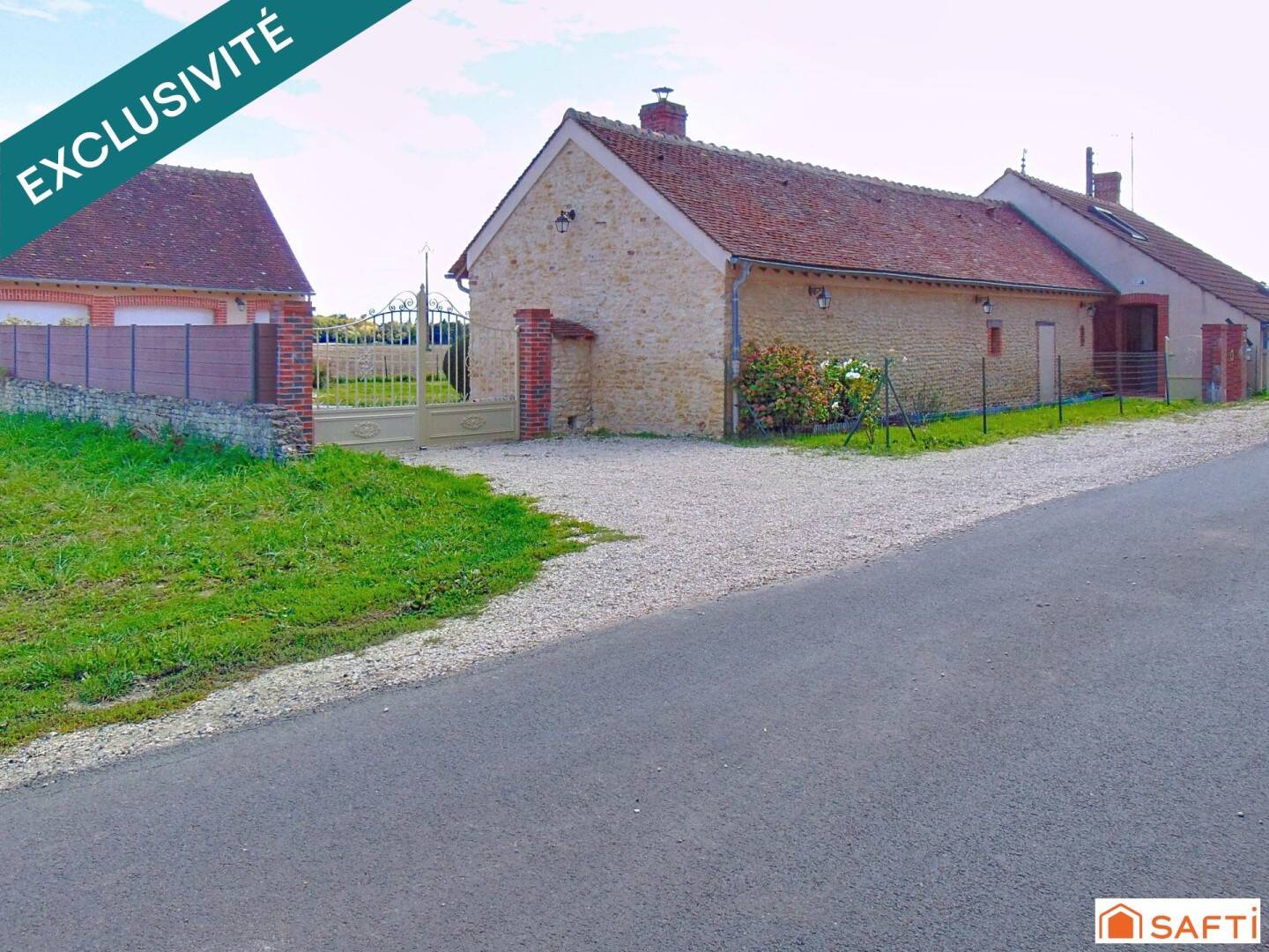 Maison à vendre, 130m², SAINT MAURICE SUR FESSARD