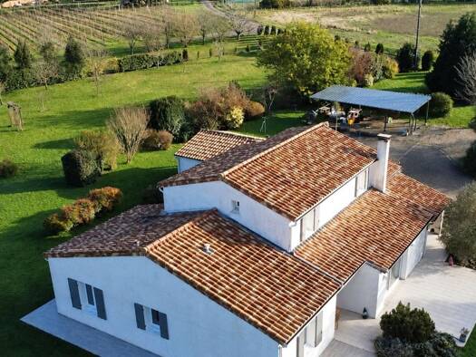 Villa à vendre 490 000 € 7 pièces 5 chambres 175 m² 10 454 m² de terrain Meursac 17120