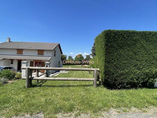 Maison à vendre 296 000 € 6 pièces 5 chambres 160 m² 1 493 m² de terrain Saint-Agrève 07320