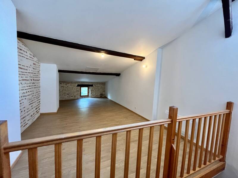 Maison à louer, 103m², SAINTE LIVRADE SUR LOT