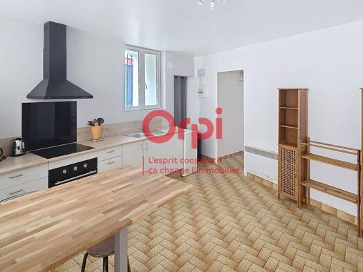 Appartement à louer 515 € 2 pièces 1 chambre 42,1 m² Étage 1/3 Vinça 66320