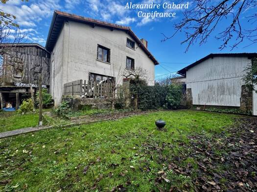 Maison à vendre 115 000 € 5 pièces 3 chambres 126 m² 2 471 m² de terrain Barie 33190