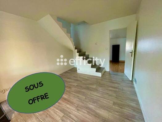 Duplex à vendre 135 500 € 3 pièces 1 chambre 45 m² 1er étage Leclerc-Centre Ouest Brie-Comte-Robert 77170