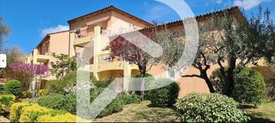 Appartement à louer 680 € 2 pièces 1 chambre 39 m² RDC Flayosc 83780
