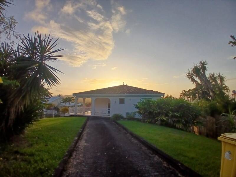 Maison à louer, 95m², RIVIERE SALEE