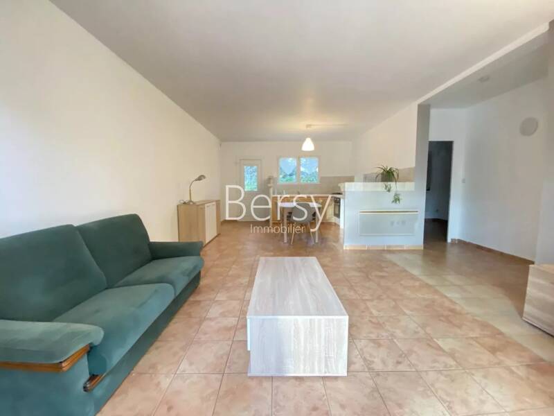 Maison à louer, 57m², MAZAN