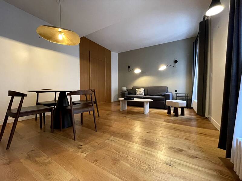 Maison à louer, 59m², PARIS 18E