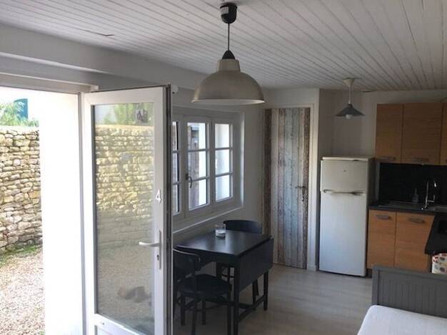 Appartement à vendre 199 500 € 2 pièces 1 chambre 25,1 m² RDC/1 La Flotte 17630