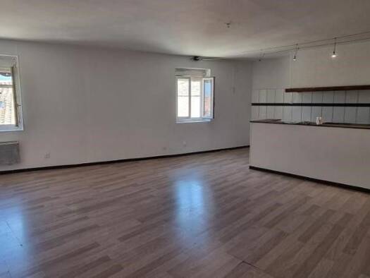 Immeuble à vendre 395 000 € 330 m² Saint-Gilles 30800