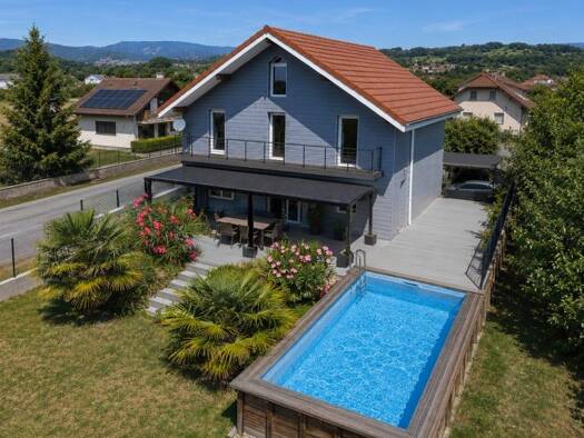Maison à vendre 490 000 € 8 pièces 5 chambres 170 m² 900 m² de terrain Virignin 01300