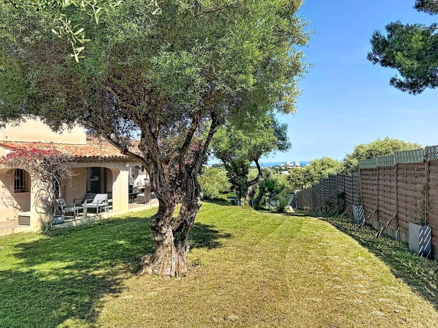 Maison à vendre, 243m², ANTIBES