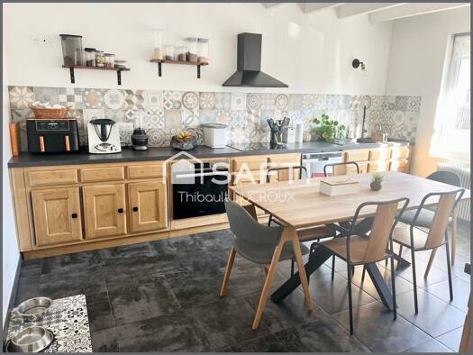 Maison à vendre 249 000 € 6 pièces 4 chambres 145 m² 1 135 m² de terrain Neuzy-Le Verdier-Vigny Digoin 71160