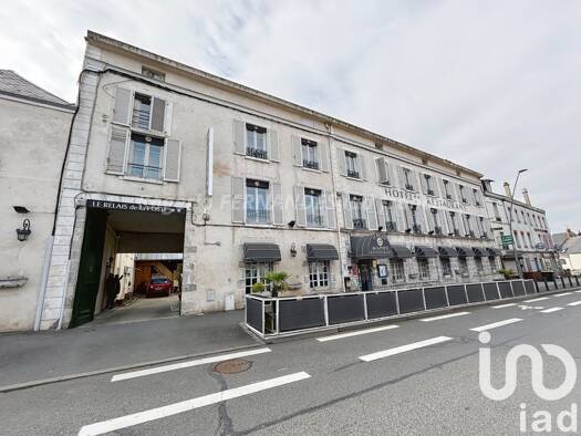 Immeuble à vendre 1 340 000 € 1 630 m² Centre Ville Pithiviers 45300