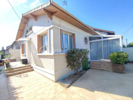 Maison à vendre 300 000 € 5 pièces 3 chambres 107,96 m² 337 m² de terrain Aristide Briand-Champagne Savigny-sur-Orge 91600