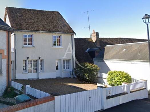 Maison à vendre 148 020 € 4 pièces 3 chambres 108 m² 338 m² de terrain Château-Renault 37110