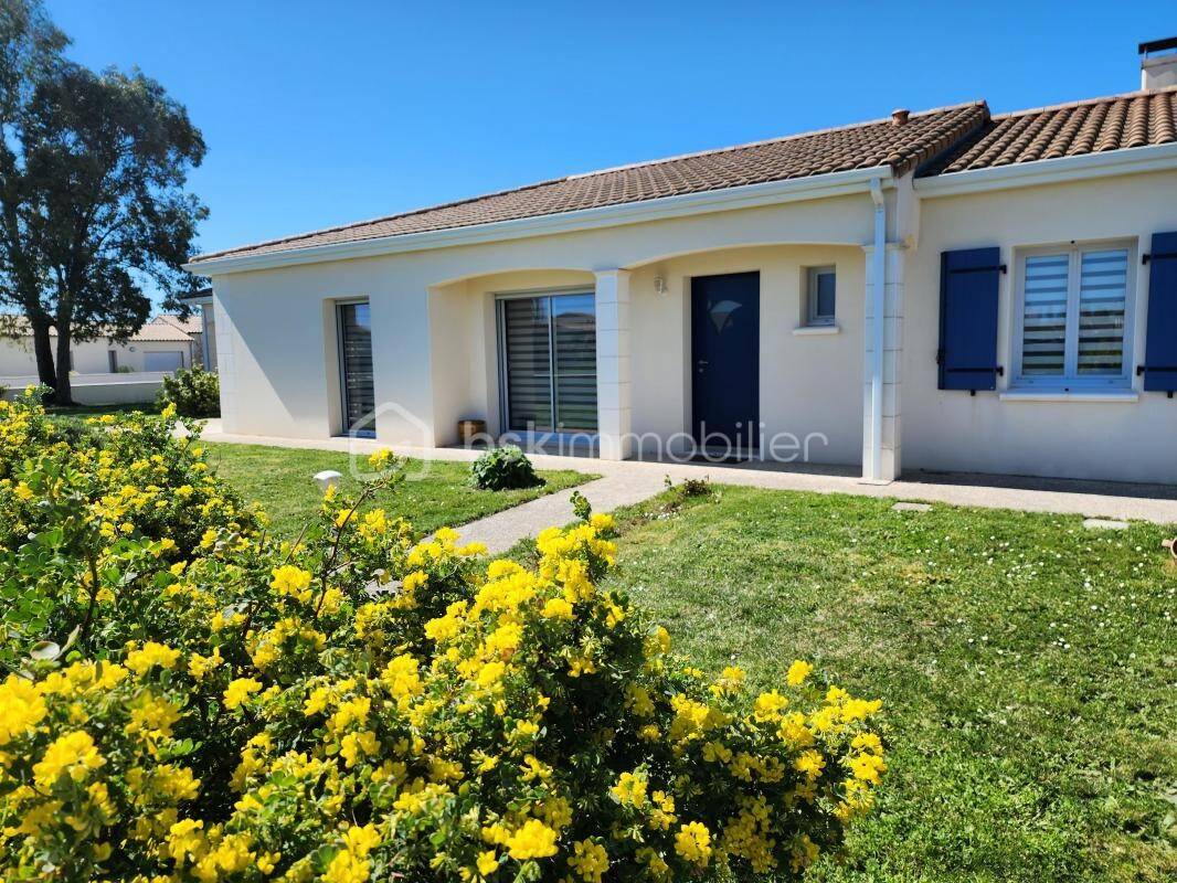 Maison à vendre, 146m², SAINT GELAIS