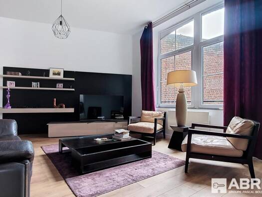 Appartement à vendre 398 000 € 4 pièces 3 chambres 96 m² Étage 2/3 Lille 59000