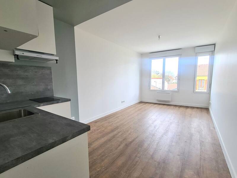 Maison à louer, 25m², IVRY SUR SEINE