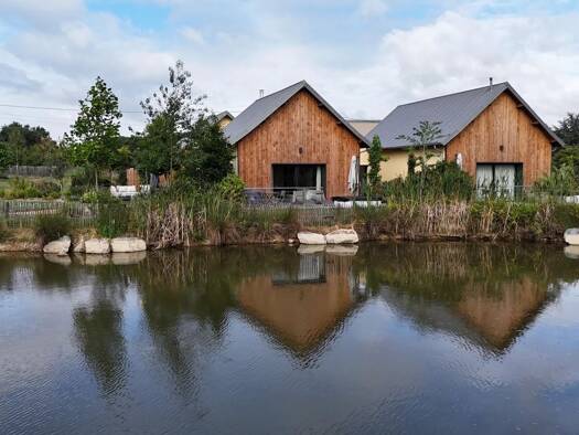 Maison à vendre 1 470 000 € 7 pièces 4 chambres 278 m² 7 410 m² de terrain Solesmes 72300