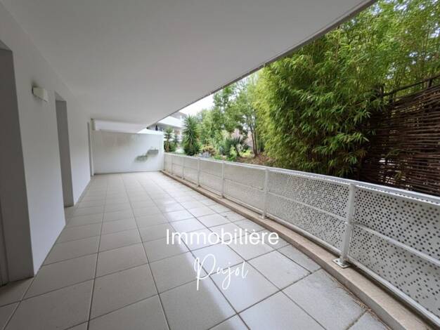 Appartement à louer 1 050 € 3 pièces 2 chambres 58 m² disponible dès maintenant Sormiou Marseille 9ème arrondissement 13009