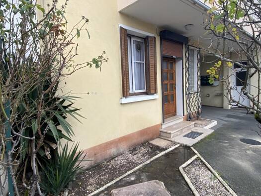 Maison de ville à louer 690 € 5 pièces 3 chambres 114 m² Foch Le Creusot 71200