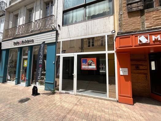 Local commercial à louer 600 € 44 m² de surface de vente Sainte Catherine Villeneuve-sur-Lot 47300