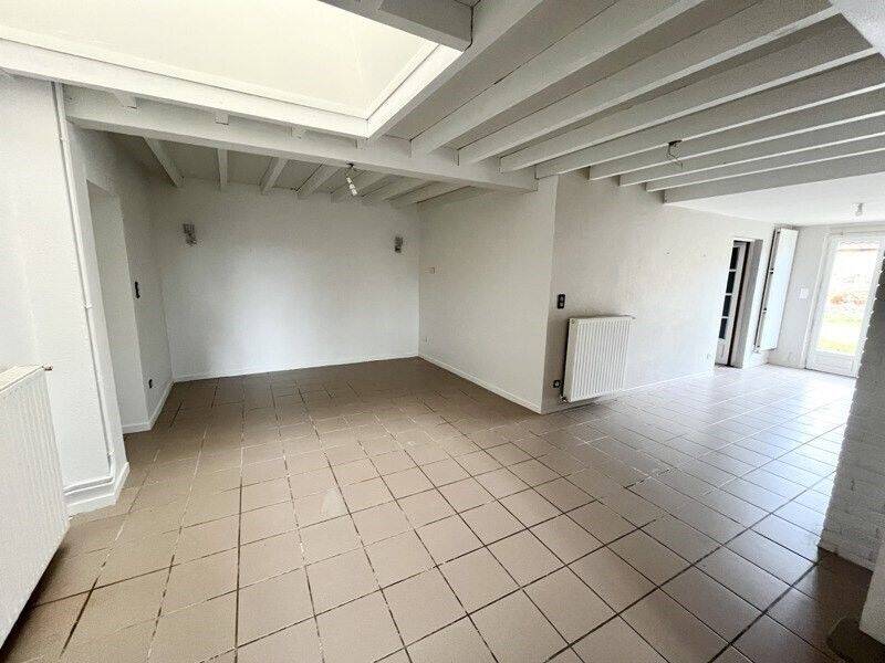 Maison à louer, 161m², SAINTE FOY DE PEYROLIERES