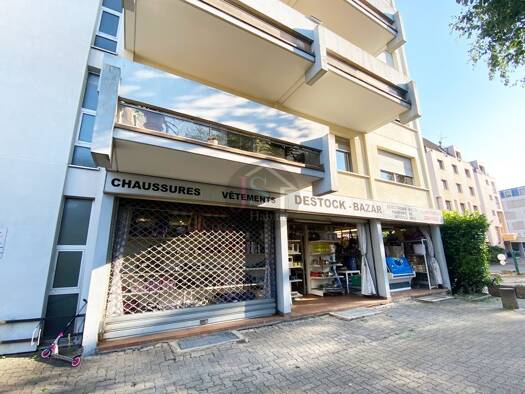Local commercial à louer 1 437 € 97 m² de surface de vente Lingolsheim 67380