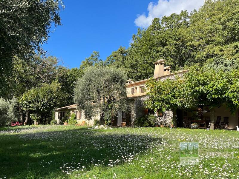 Maison à vendre, 150m², SAINT VALLIER DE THIEY