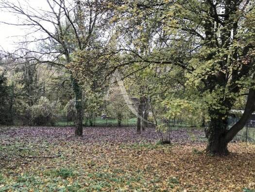 Terrain à vendre 61 000 € 1 480 m² de terrain Centre Soissons 02200