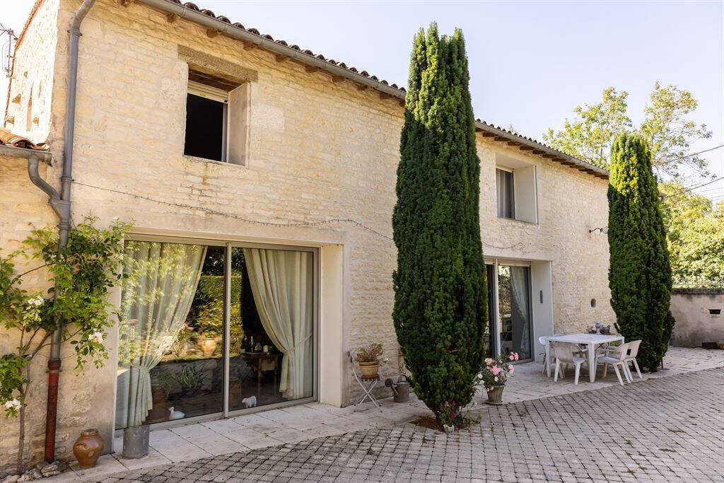 Maison à vendre, 250m², SURGERES