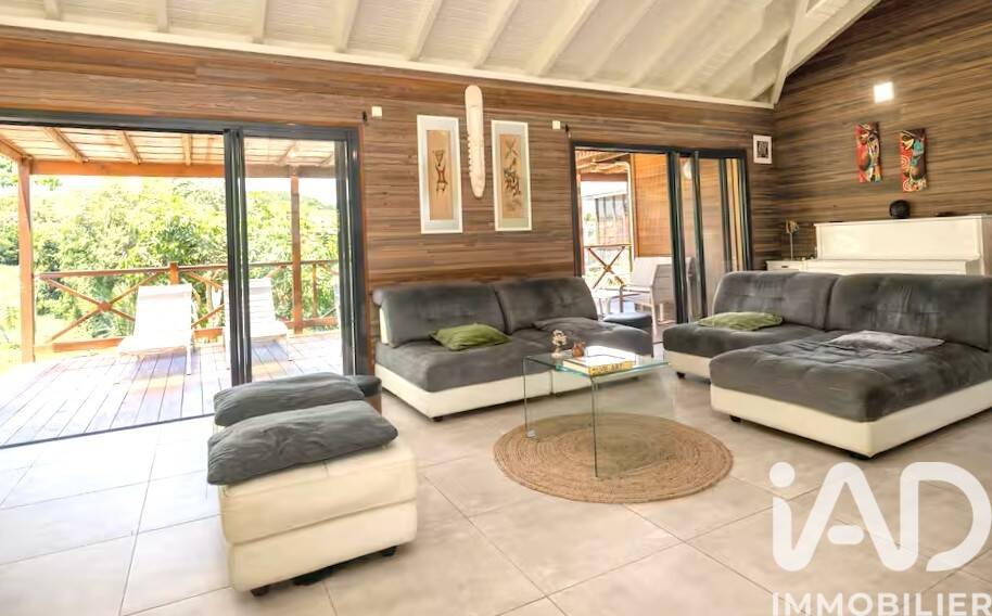 Maison à vendre, 121m², PETIT BOURG