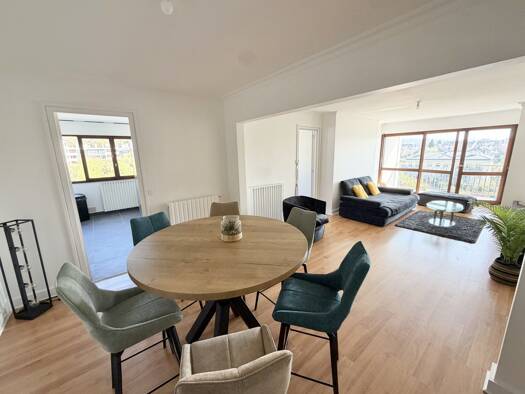 Appartement à louer 1 475 € 4 pièces 2 chambres 76,5 m² 3ème étage Noisy-le-Roi 78590