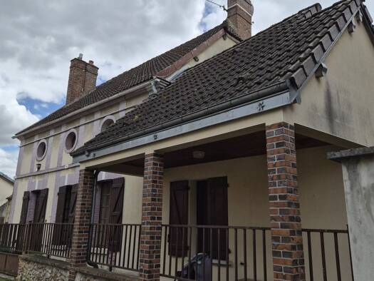 Maison à vendre 161 000 € 5 pièces 4 chambres 140 m² 271 m² de terrain Villenauxe-la-Grande 10370