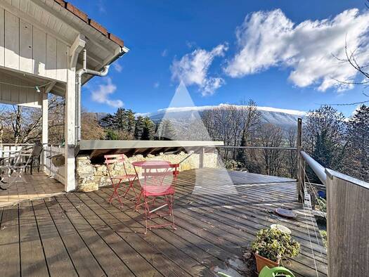 Maison à vendre 305 000 € 4 pièces 3 chambres 75 m² 405 m² de terrain Valserhône 01200