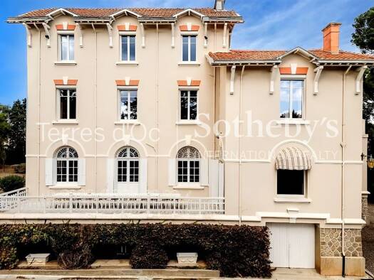 Maison à vendre 1 400 000 € 18 pièces 17 chambres 455 m² 12 400 m² de terrain Homps 11200