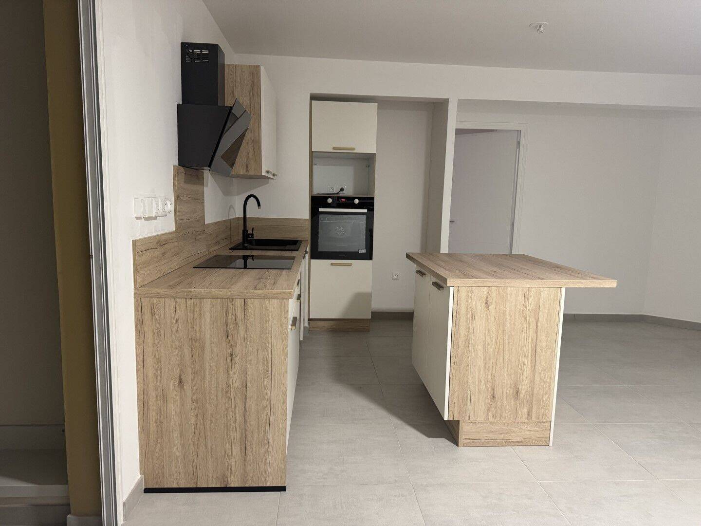 Maison à louer, 49m², FORT DE FRANCE
