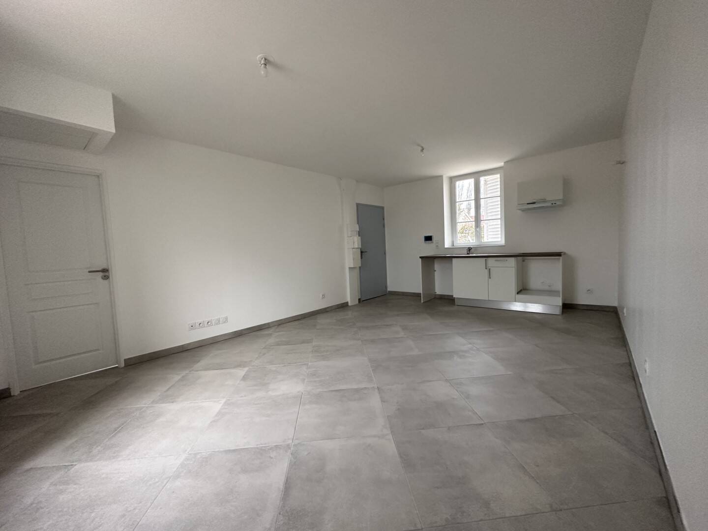 Maison à vendre, 30m², SAINT FARGEAU PONTHIERRY