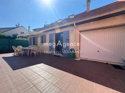 Maison à vendre 250 000 € 6 pièces 3 chambres 103 m² 937 m² de terrain Rosny-sur-Seine 78710
