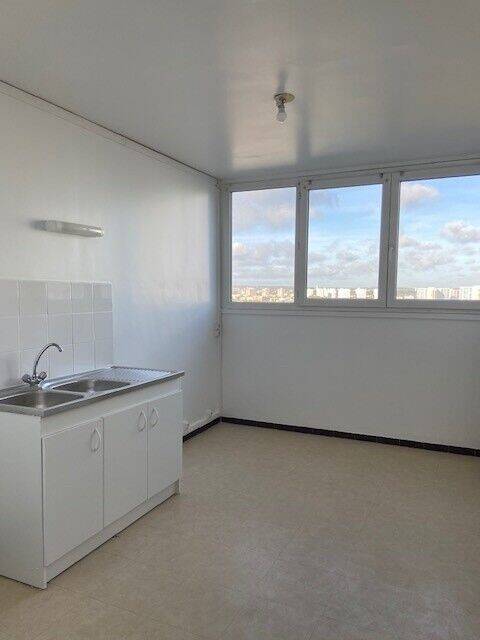 Maison à louer, 70m², NANTERRE