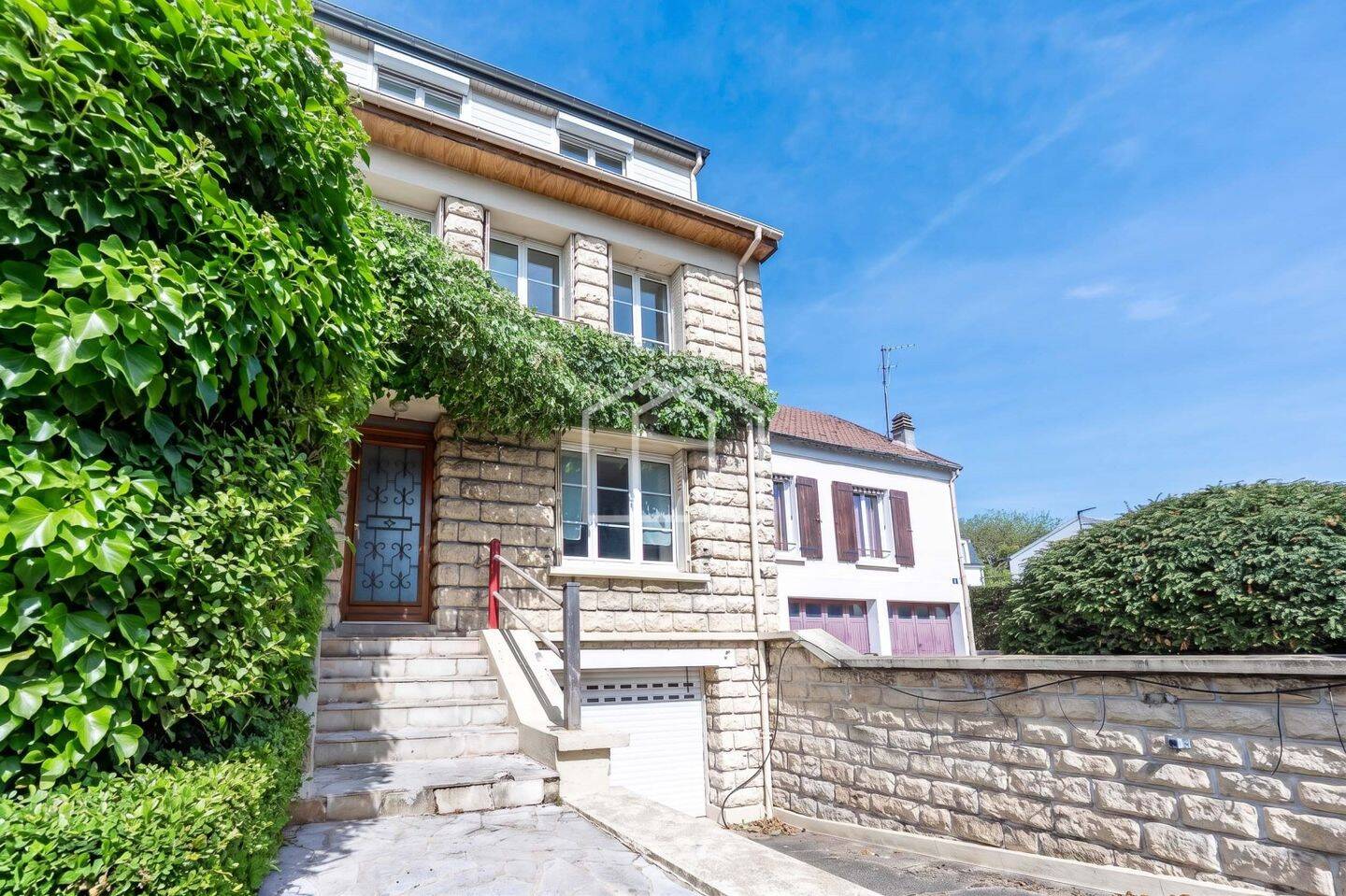 Maison à vendre, 194m², SURESNES
