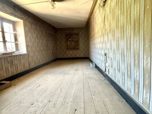 Maison à vendre 90 000 € 6 pièces 180 m² 291 m² de terrain Saint-Point 71520