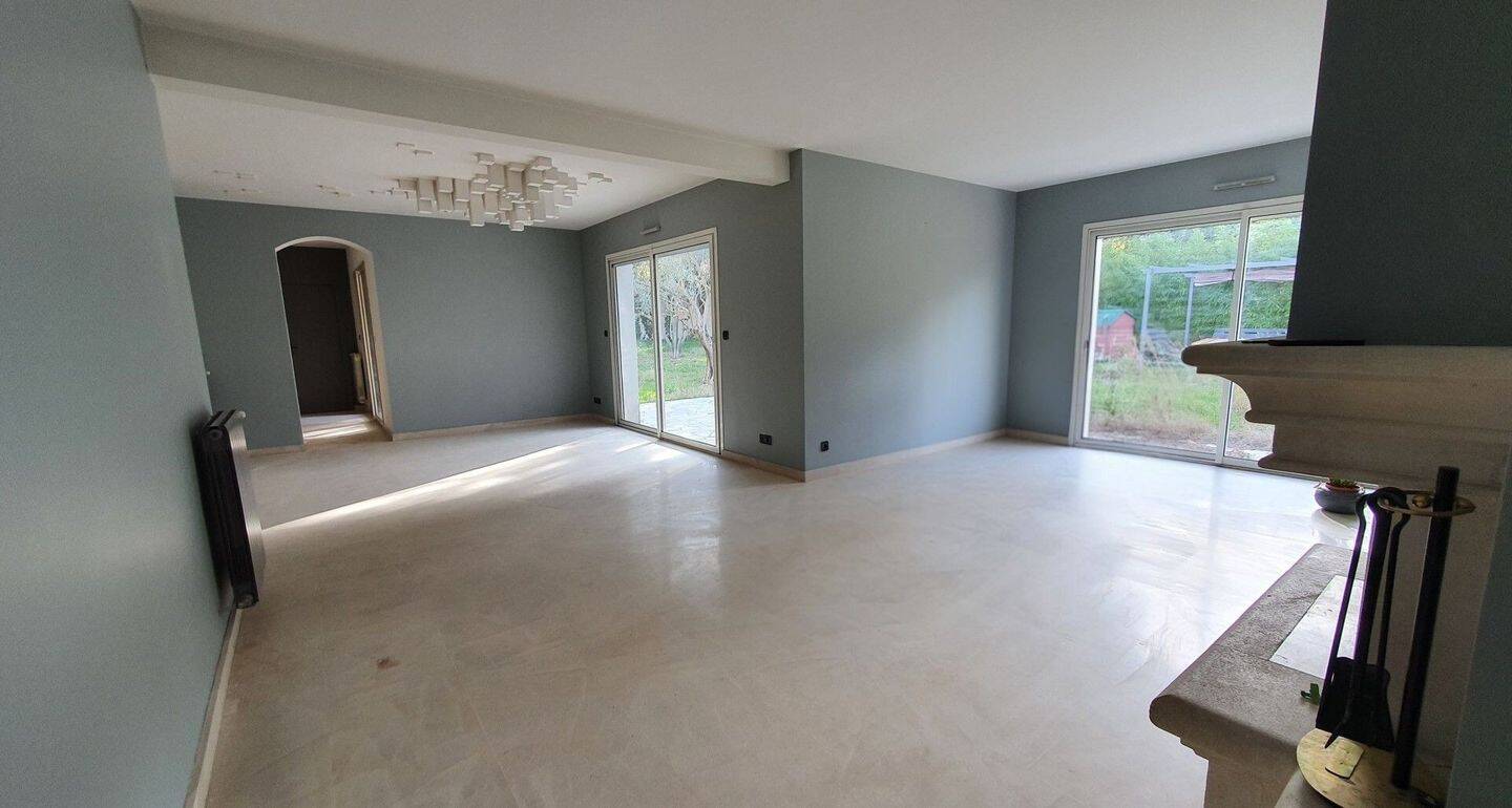 Maison de 197,58 m² avec jardin et garage — 3