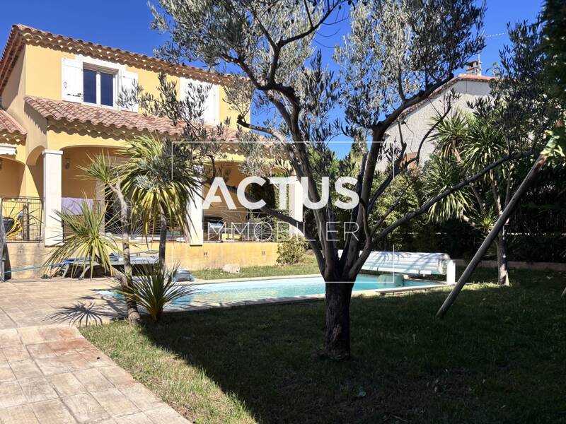 Maison à vendre, 134m², PELISSANNE