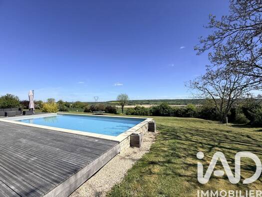 Maison à vendre 480 000 € 5 pièces 4 chambres 215 m² 8 000 m² de terrain Vouneuil-sur-Vienne 86210
