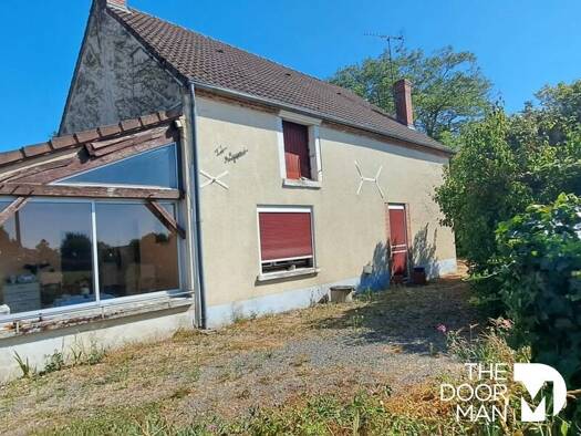 Maison à vendre 89 000 € 3 pièces 2 chambres 75 m² 2 382 m² de terrain Primelles 18400