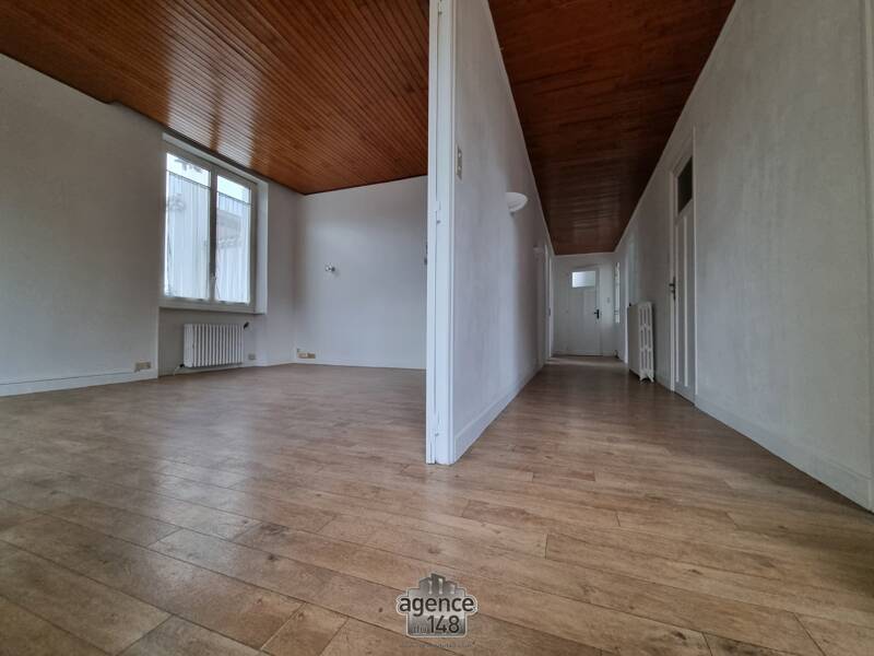 Maison à louer, 101m², MARSEILLE 12E