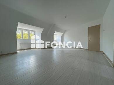 Appartement à louer 550 € 3 pièces 2 chambres 72,7 m² RDC Sainte Marie Nord-Gare-Legugnon Oloron-Sainte-Marie 64400