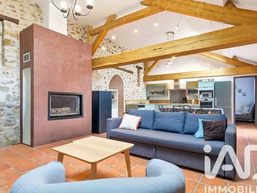 Maison de plain-pied à vendre 359 000 € 5 pièces 3 chambres 114 m² 908 m² de terrain Fontaine-le-Port 77590